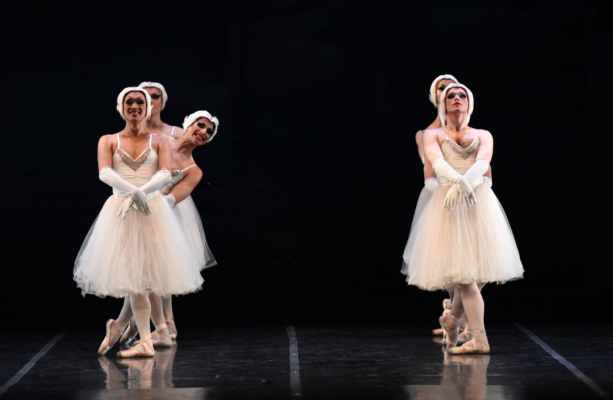 Klassisk ballet med drags – Les Ballets Trockadero de Monte Carlo.